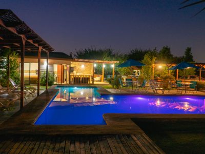 piscina de noche